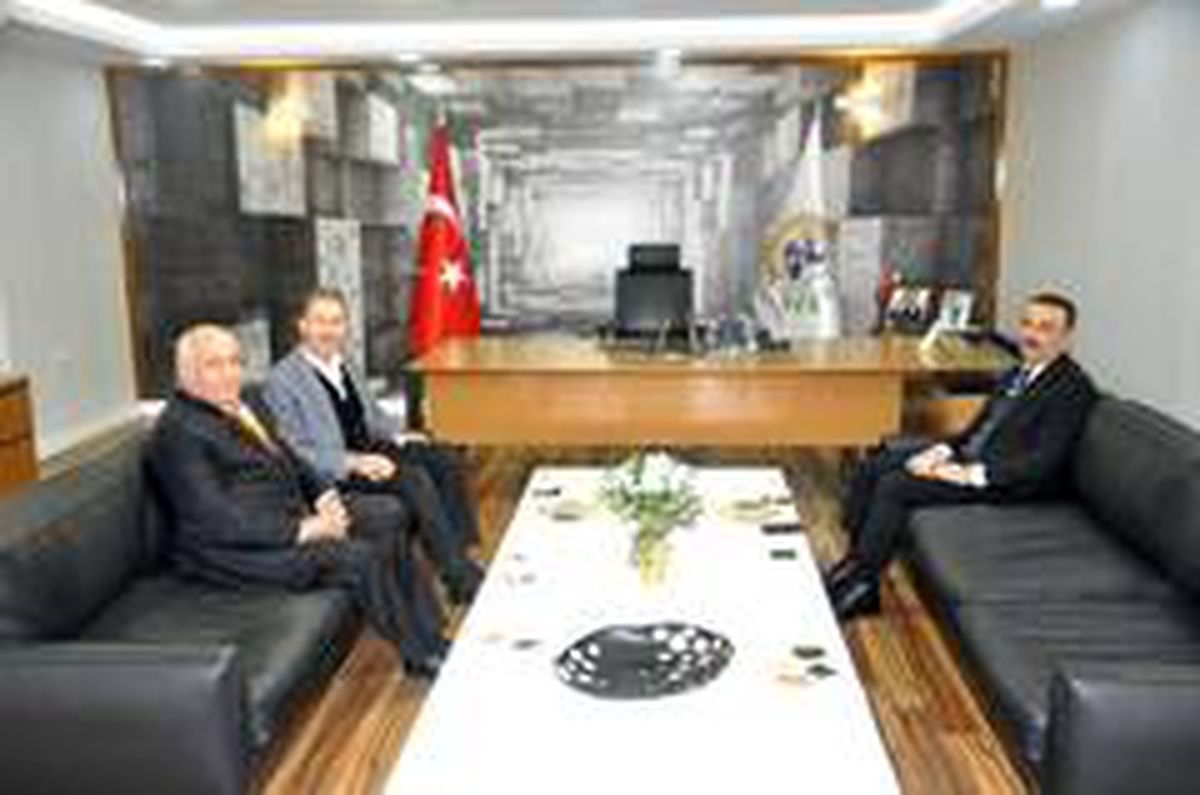 Siirt Valisi Hacıbektaşoğlu Siirt TSO\'yu ziyaret etti