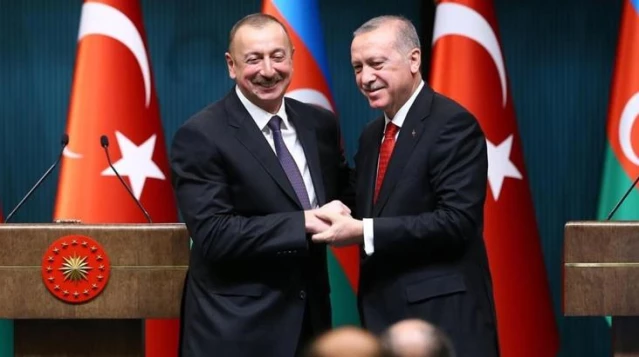 Türkiye ve Azerbaycan'dan enerji alanında dev iş birliği! Yeni doğal gaz boru hattı kuruluyor