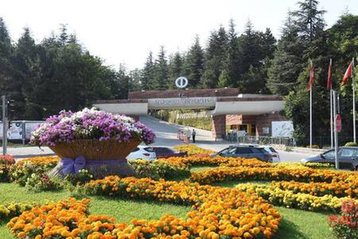 Anadolu Üniversitesi\'nden \'ek sınav hakkı\' açıklaması