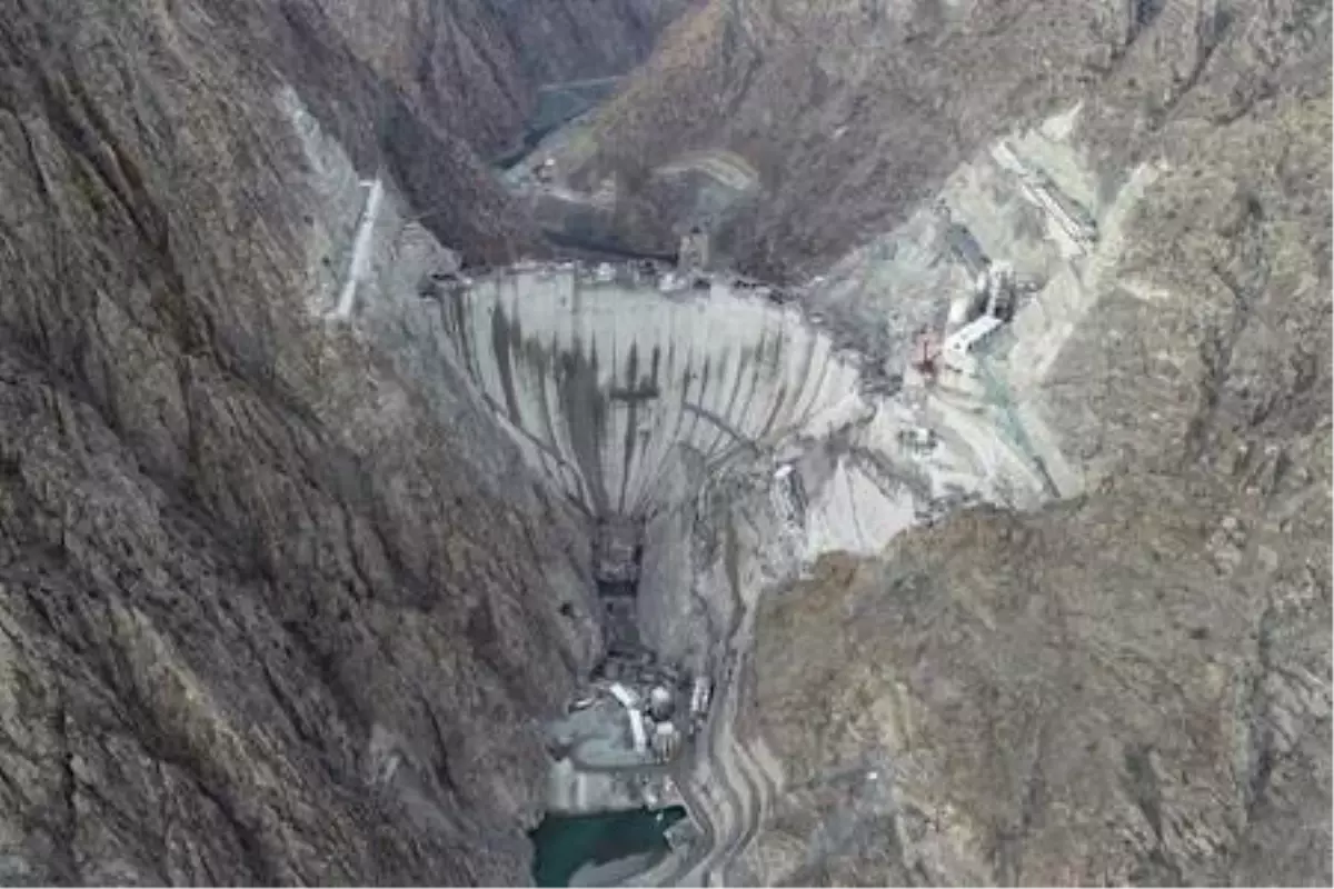 Yusufeli Barajı\'nın tamamlanmasına 15 metre kaldı