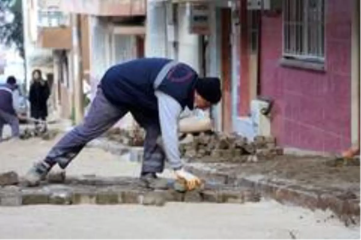 Başkan yardımcıları çalışmaları yerinde inceledi