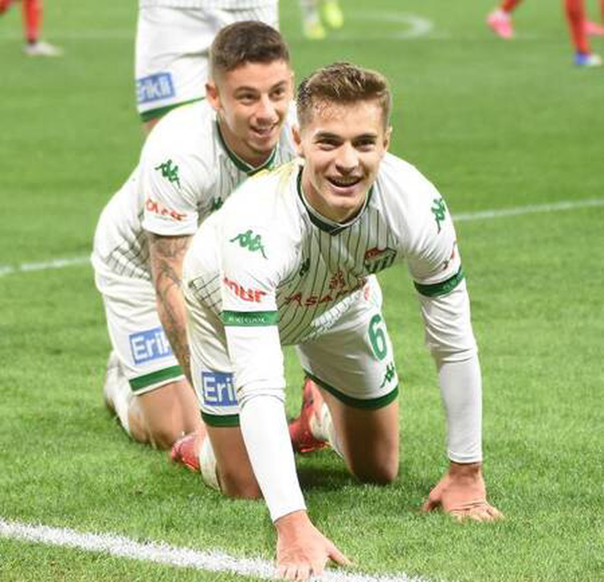 Bursaspor\'un Türk futboluna armağanı: Batuhan Kör