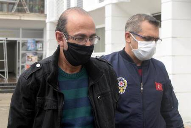 'Evsizim' dedi, sığındığı iş yerinin malzemelerini çaldı