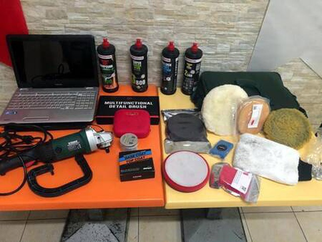 'Evsizim' dedi, sığındığı iş yerinin malzemelerini çaldı