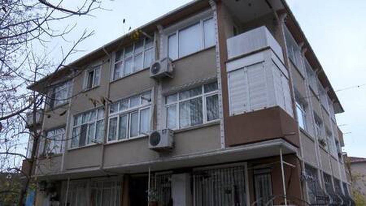Fatih\'te evinde ilaçla bayıltılan kadının ziynet eşyaları gasp edildi