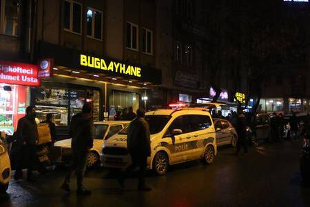 KAĞITHANE\'DE ALACAK-VERECEK TARTIŞMASI KANLI BİTTİ