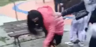 Kızların tekme tokat 'erkek' kavgası kamerada