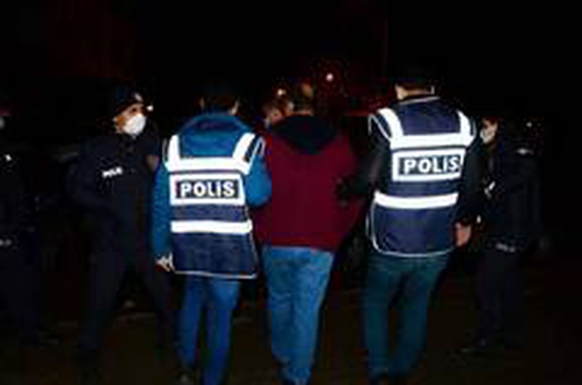 Son dakika haberleri | Kocaeli\'de aranan 21 şahıs denetimlerde yakalandı