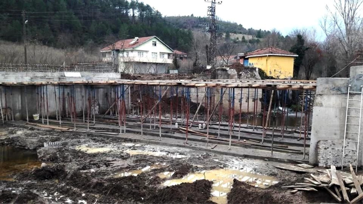 Başkan Bozkurt Çiğdemli köprüsünü inceledi