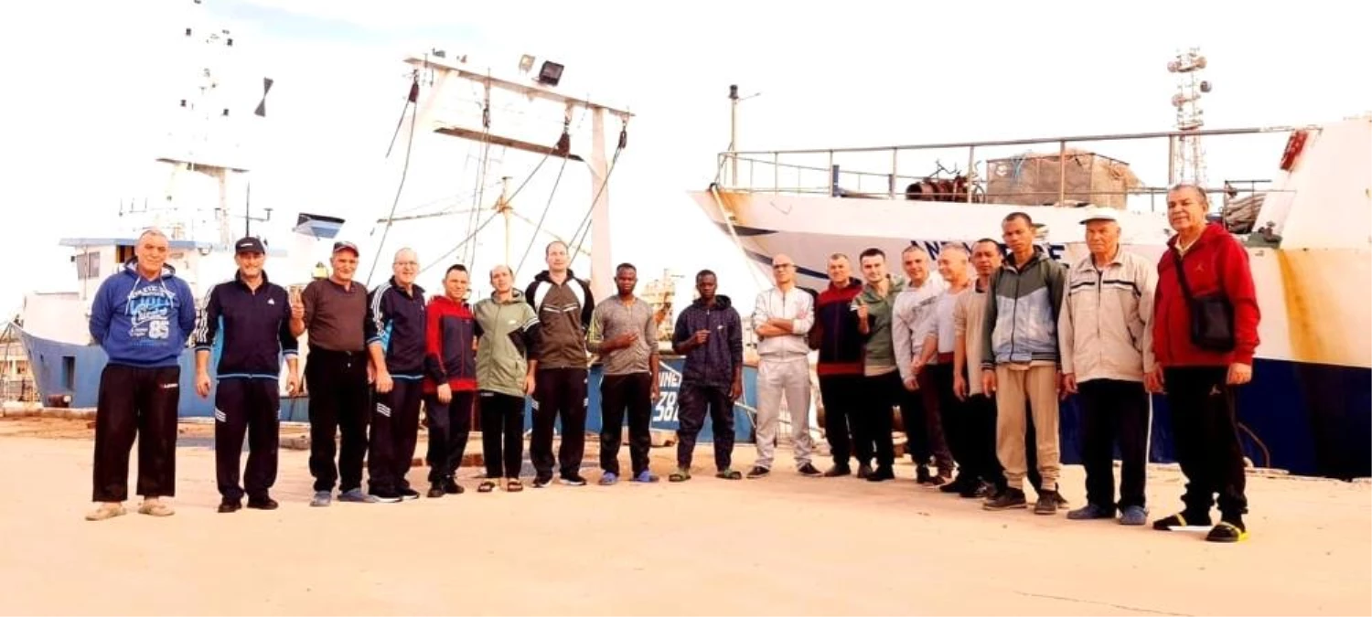 Libya\'da Hafter güçlerinin 108 gündür alıkoyduğu 18 balıkçı serbest bırakıldı