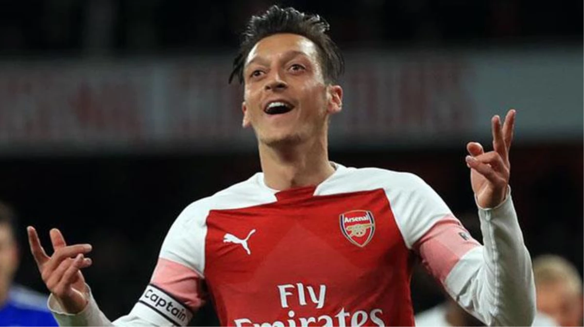 Mesut Özil\'in menajeri: Fenerbahçe ile transfer görüşmesi yaptık