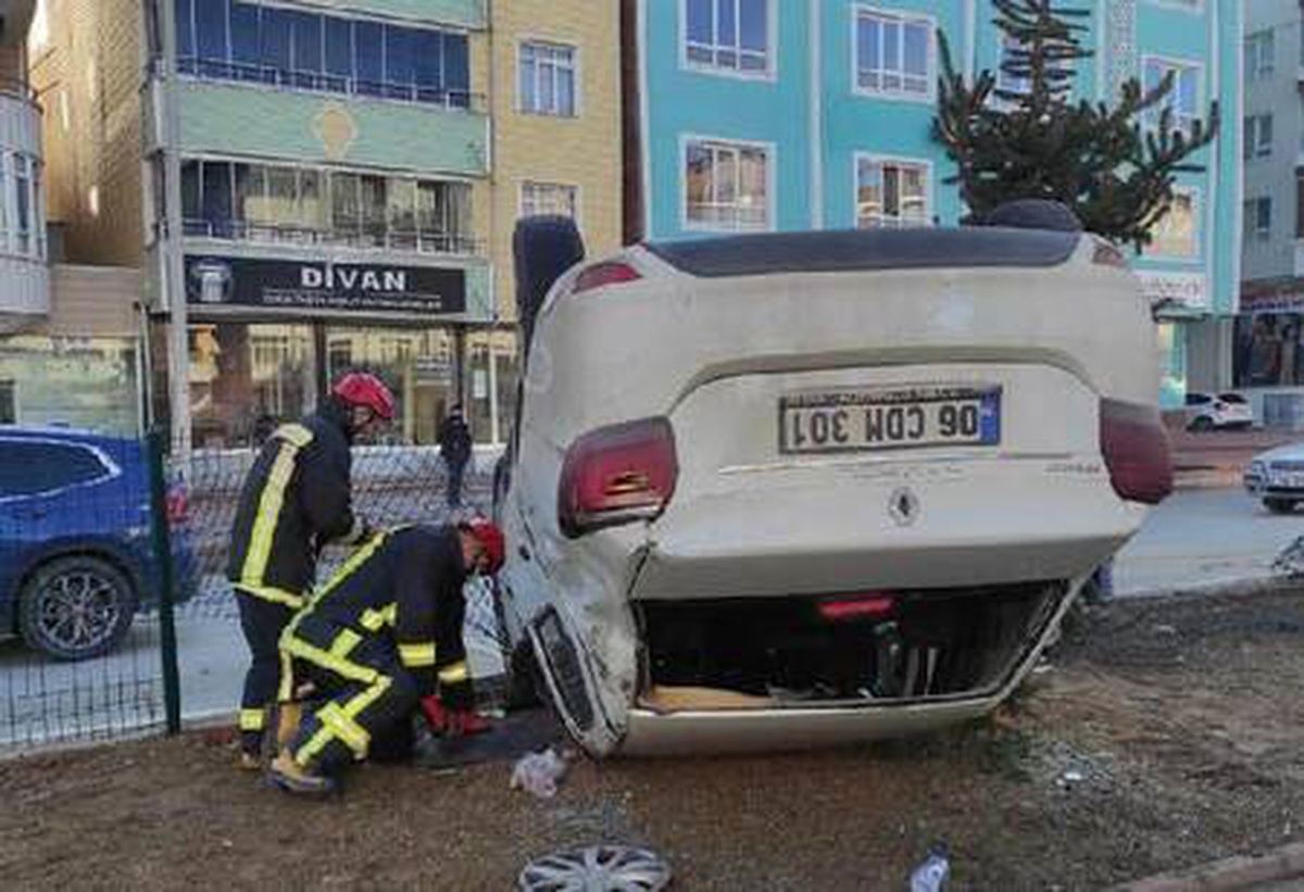 Otomobil takla attı, sürücü yaralandı