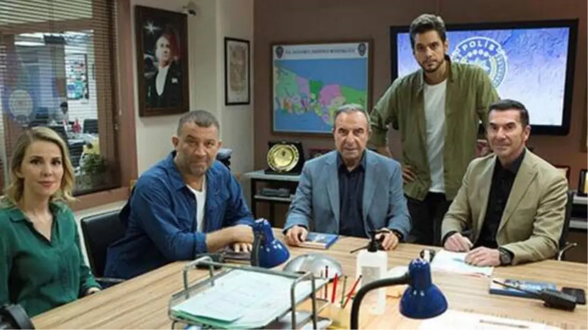 Şevket Çoruh, Arka Sokaklar\'dan ayrıldı mı? Yapım şirketinden açıklama geldi