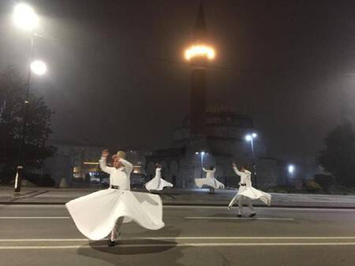 Sivas\'ta Mevlana, \'Şeb-i Arus\' klibiyle anıldı