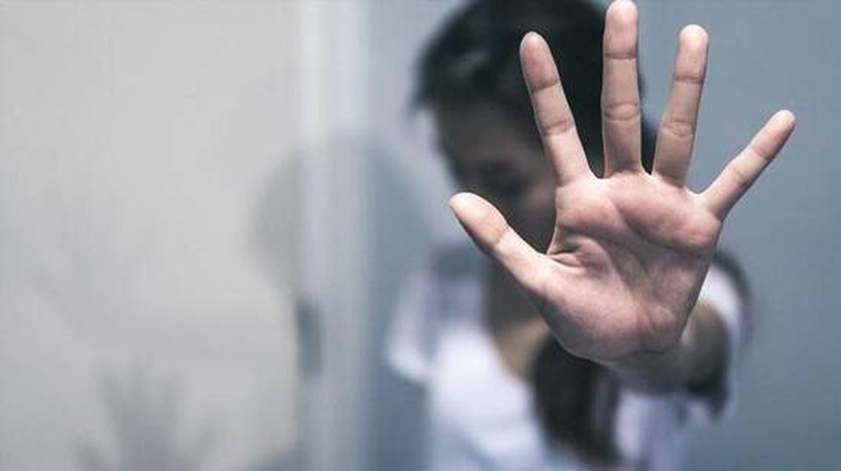 Skandalların ardı arkası kesilmiyor! \'CHP Osmangazi İlçe Başkanı, 17 yaşındaki kızı mesajla taciz etti\' iddiası