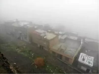 Tarihi kent sise teslim oldu, uçak seferlerinde aksamalar yaşandı Tarihi kent sise teslim oldu, uçak seferlerinde aksamalar yaşandı