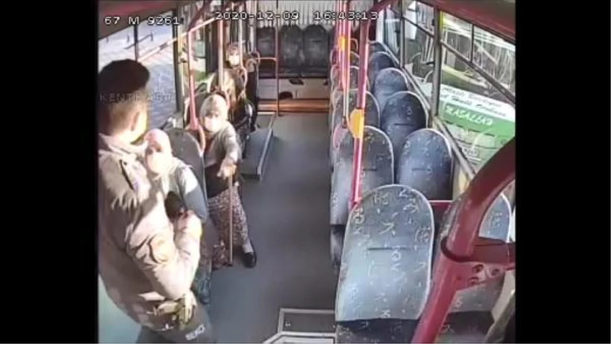 80 yaşındaki kadın yasağa rağmen halk otobüsüne binmek istedi