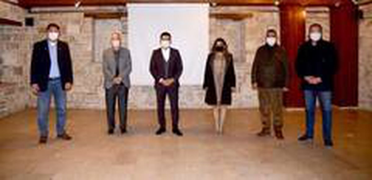 Başkan Günel, turizmciler ve esnaf temsilcileriyle bir araya geldi