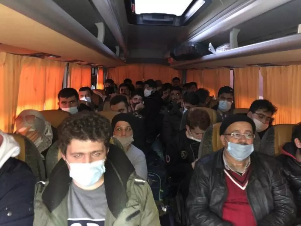 Fethiye\'de 97 kaçak göçmen ile 10 organizatör yakalandı