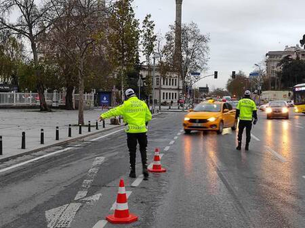 Son dakika haber... İstanbul\'da toplu taşıma araçlarına koronavirüs denetimleri