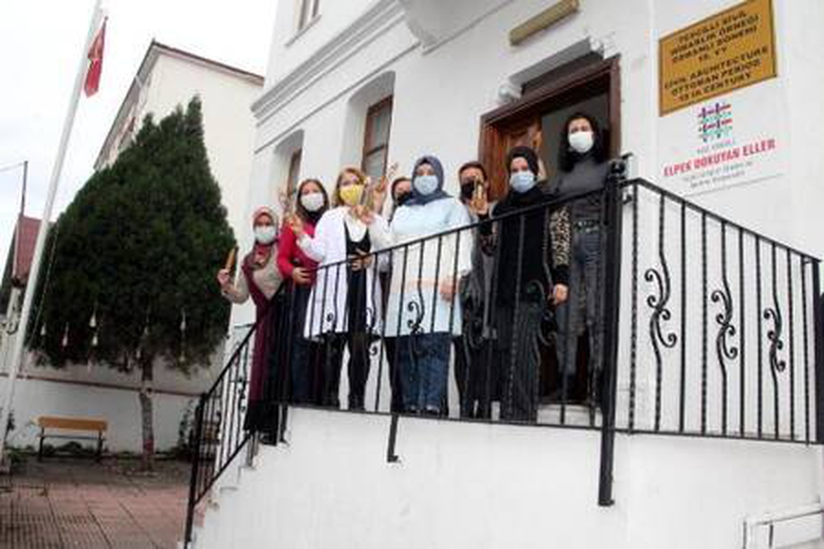 Elpek bezi, kadınların ellerinde hayat buluyor