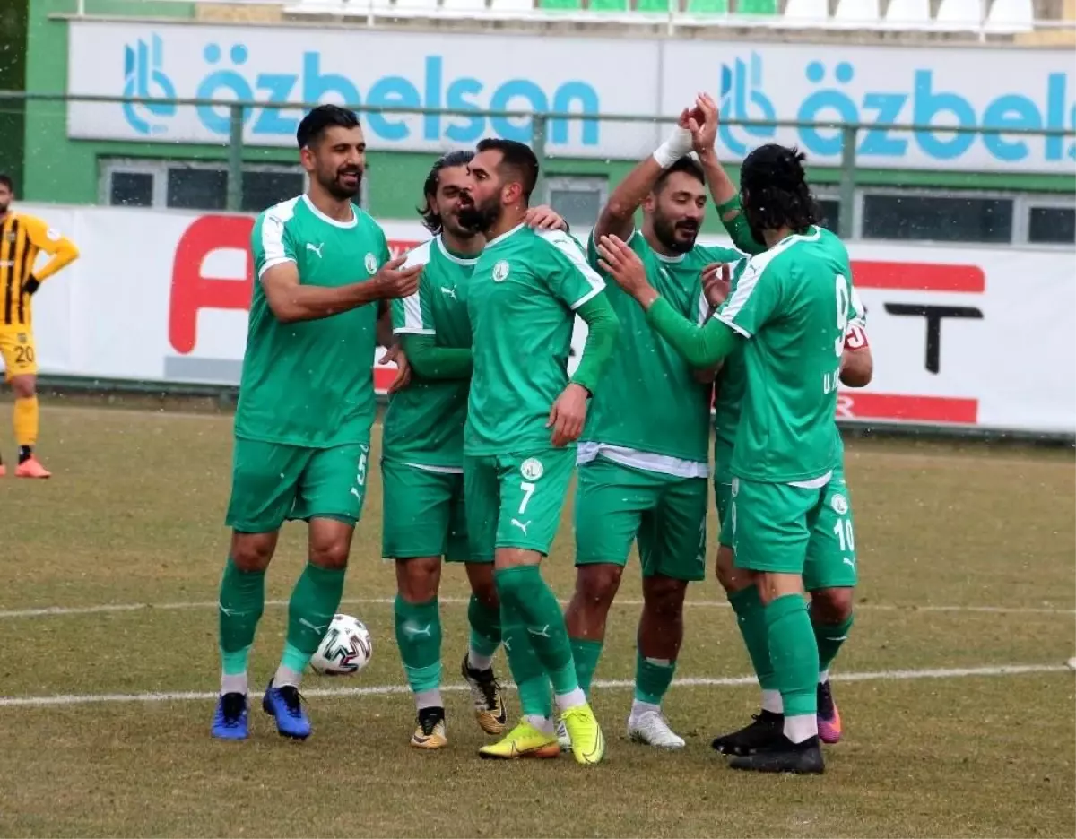 Misli.com 2. Lig: Sivas Belediyespor: 4 Bayburt Özel İdarespor: 0