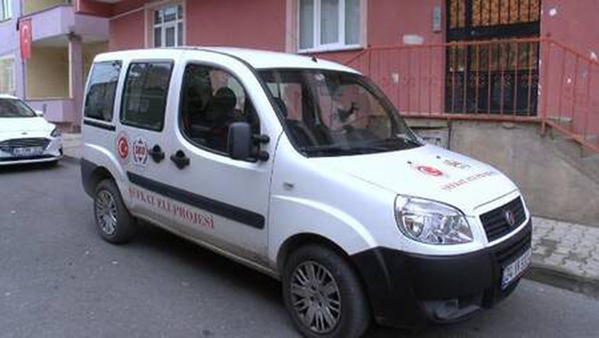 Sultanbeyli kaymakamlığından 65 yaş üstü vatandaşlara gıda yardımı