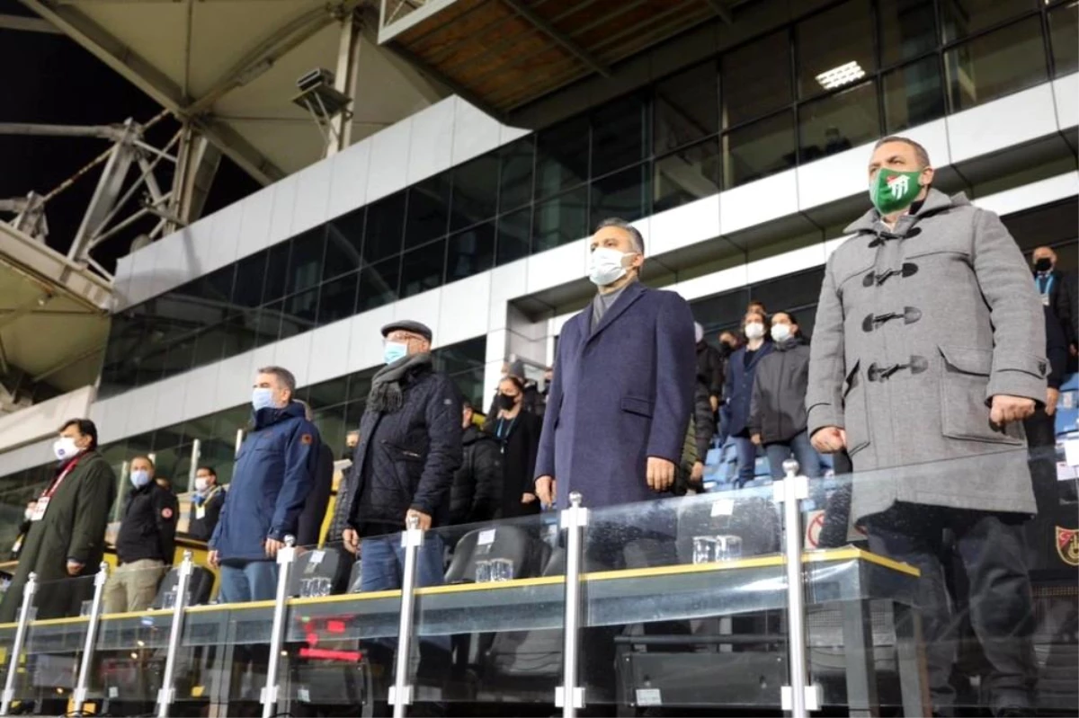Büyükşehir Belediye Başkanı Aktaş\'tan Bursasporlu futbolculara övgü