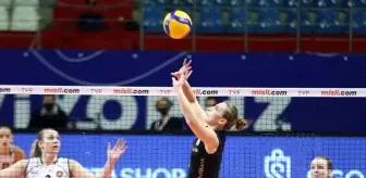 Lider VakıfBank'tan 22. galibiyet