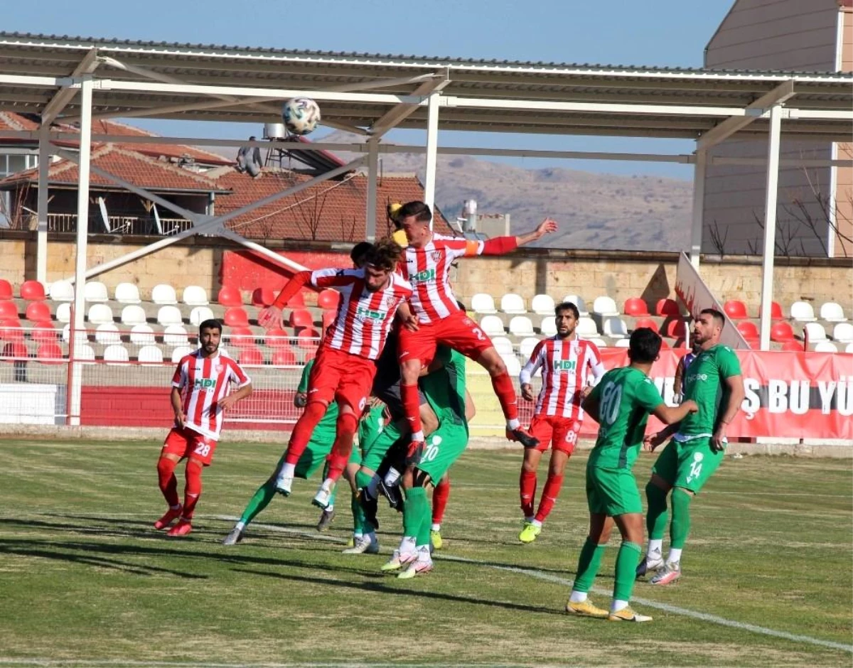 Misli.com 3.Lig: Nevşehir Belediyespor: 0 Malatya Yeşilyurt Belediyespor: 1