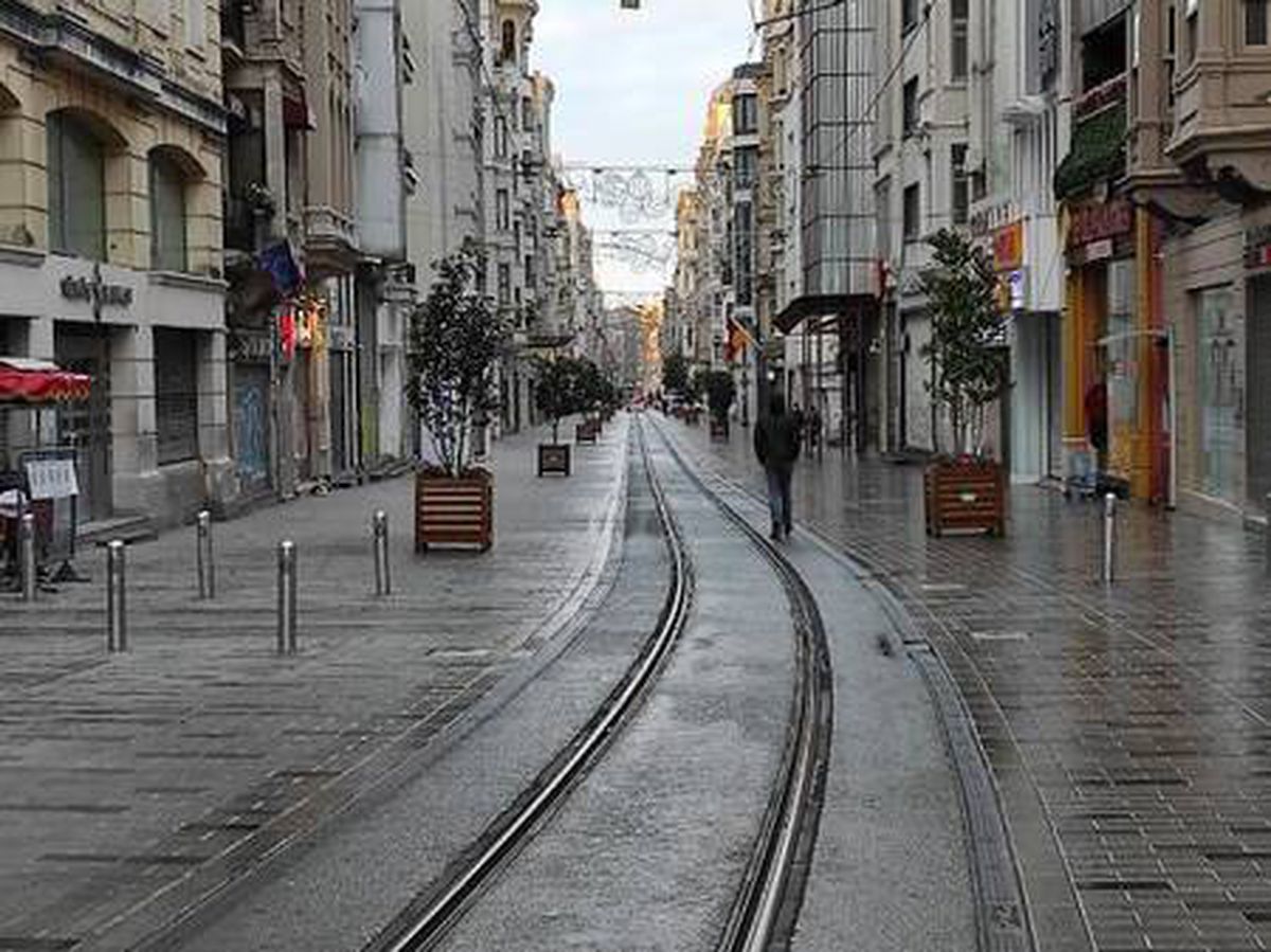 Taksim Meydanı boş kaldı