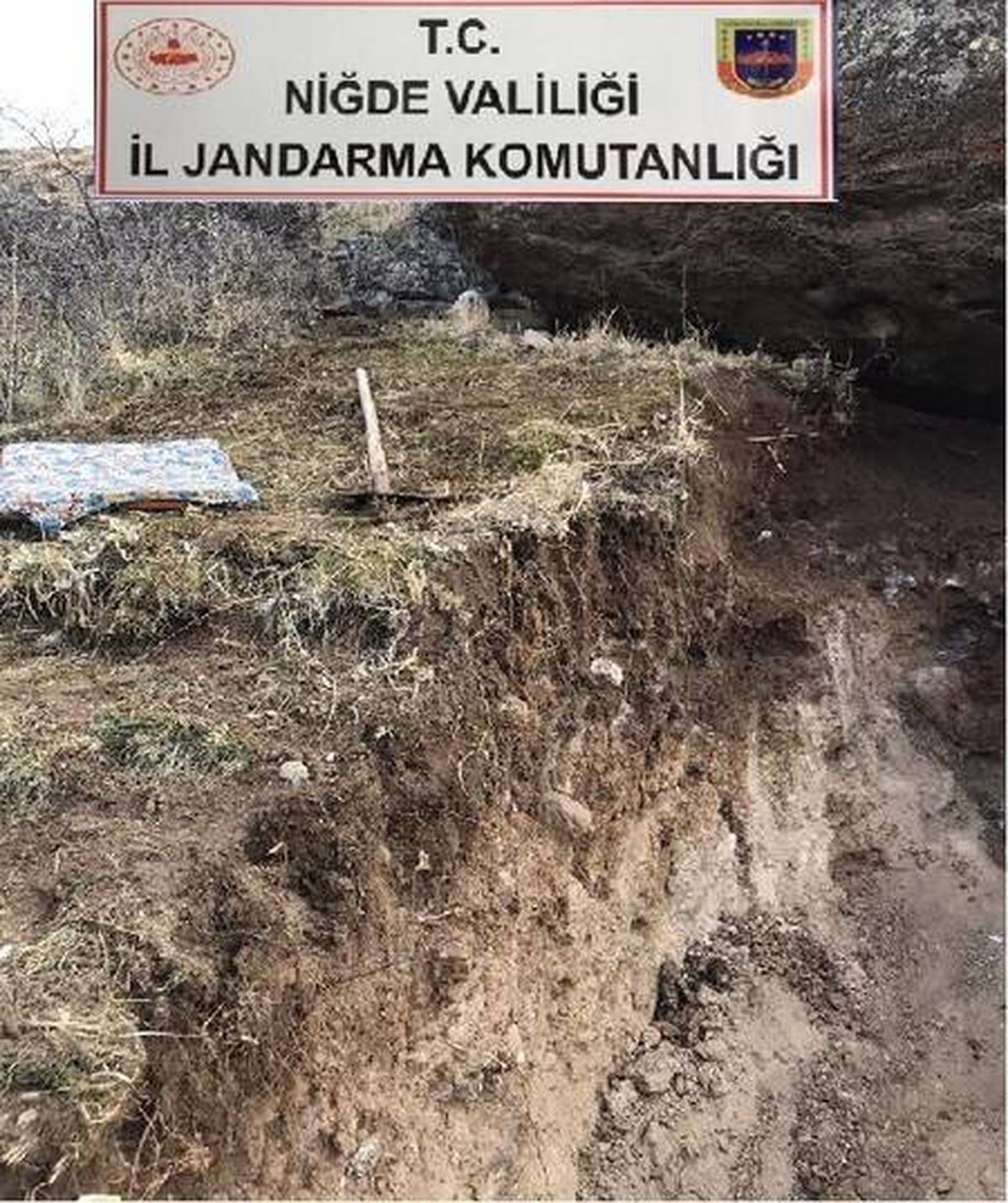 Niğde\'de kaçak kazı yapan 8 şüpheli suçüstü yakalandı
