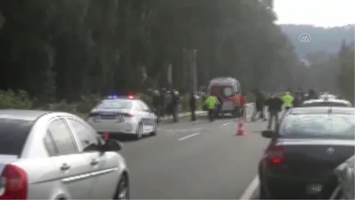Son dakika haberi: Otomobilin çarptığı trafik polisi ağır yaralandı