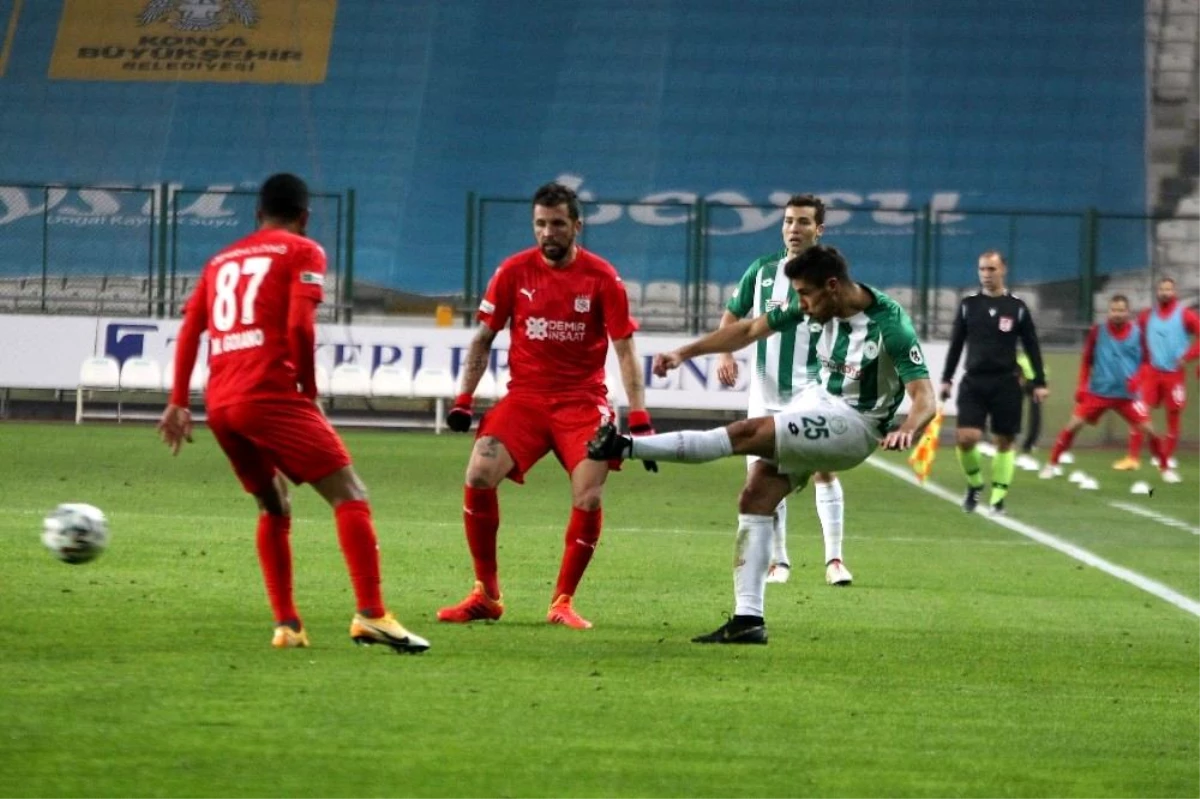Süper Lig: Konyaspor: 0 - Sivasspor: 0 (İlk yarı)