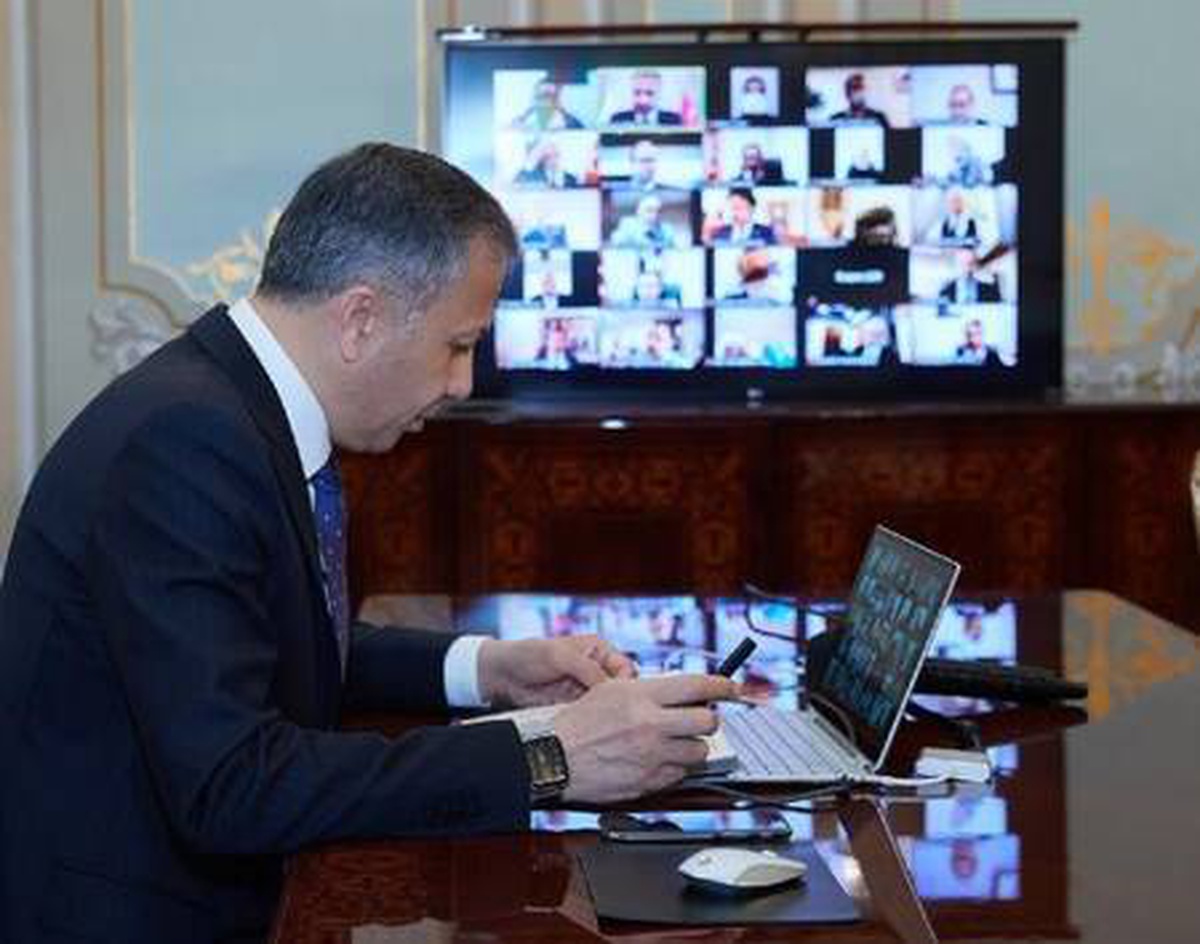 İstanbul Valisi Yerlikaya: "(Kovid-19 ile mücadele) İstanbul\'da pozitif vaka sayısındaki düşüş devam ediyor. Geçen hafta yüzde 40 oranında azaldı."