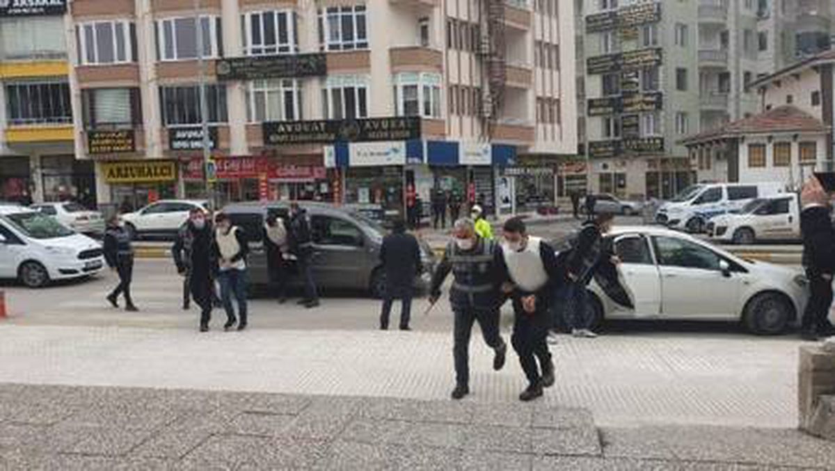 Çorum\'da silahlı kavga: 1 ölü, 2 yaralı (2)