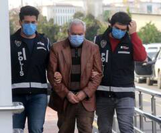 Görevden alınan CHP'li belediye başkanına suç örgütü lideri iddiası