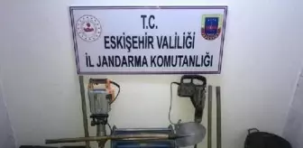 Kısıtlamada define arayan 6 kişiye suçüstü