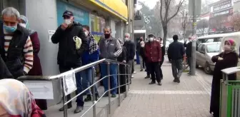 Son dakika haberi... Kuyruklar koronaya davetiye çıkarıyor