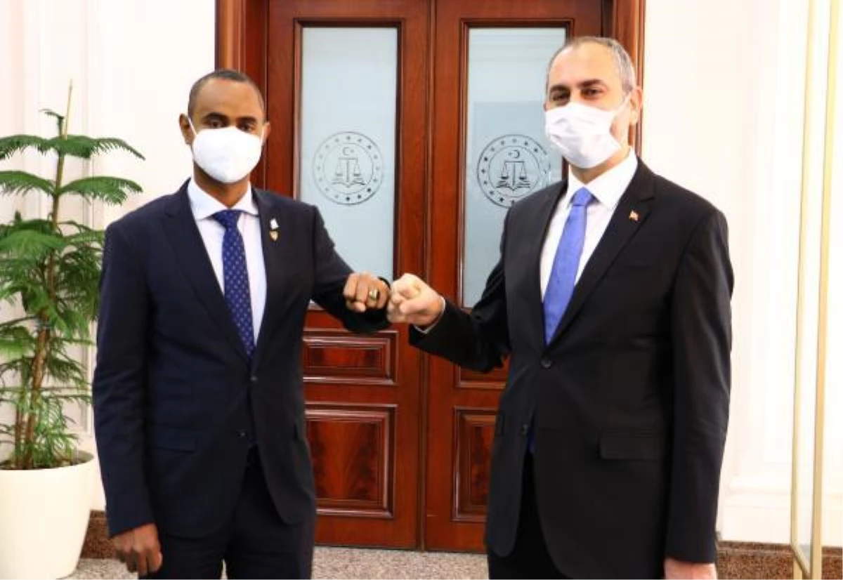 Adalet Bakanı Gül, Somalili mevkidaşıyla görüştü