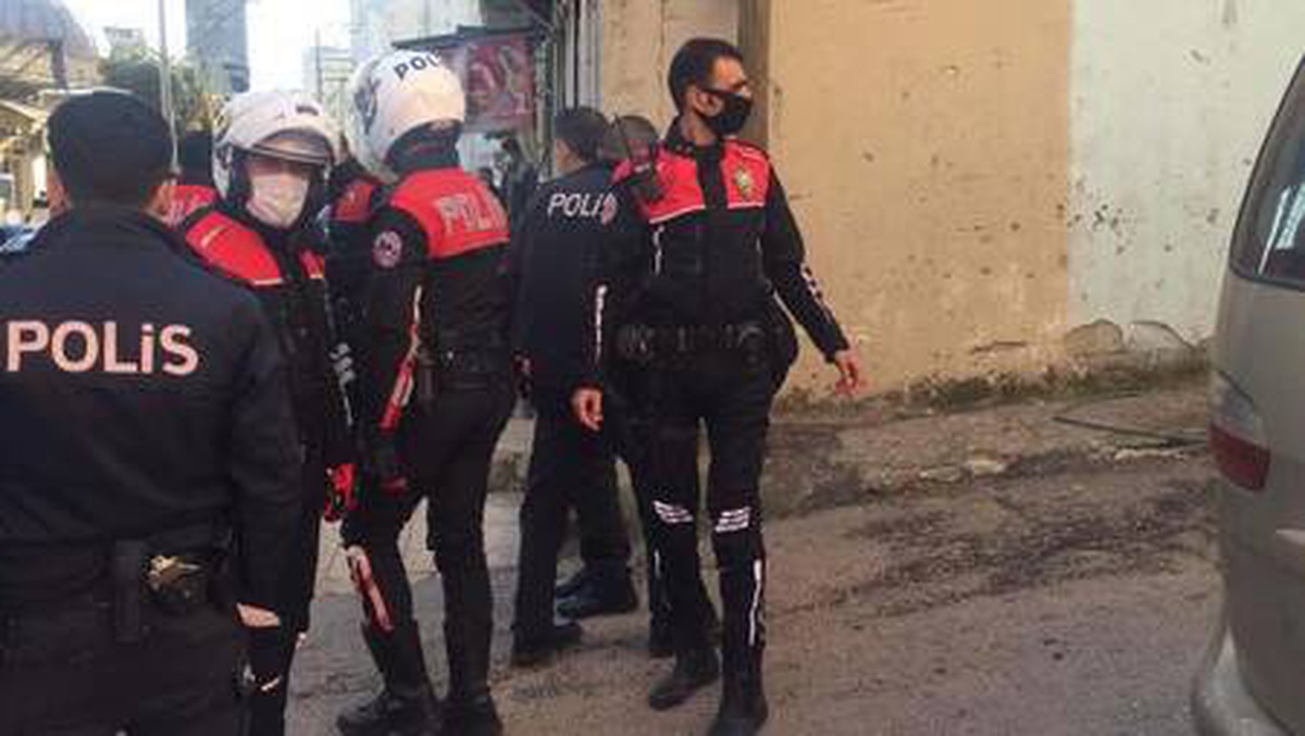 Adıyaman\'da, kavgada havaya ateş açan 2 kişi gözaltında