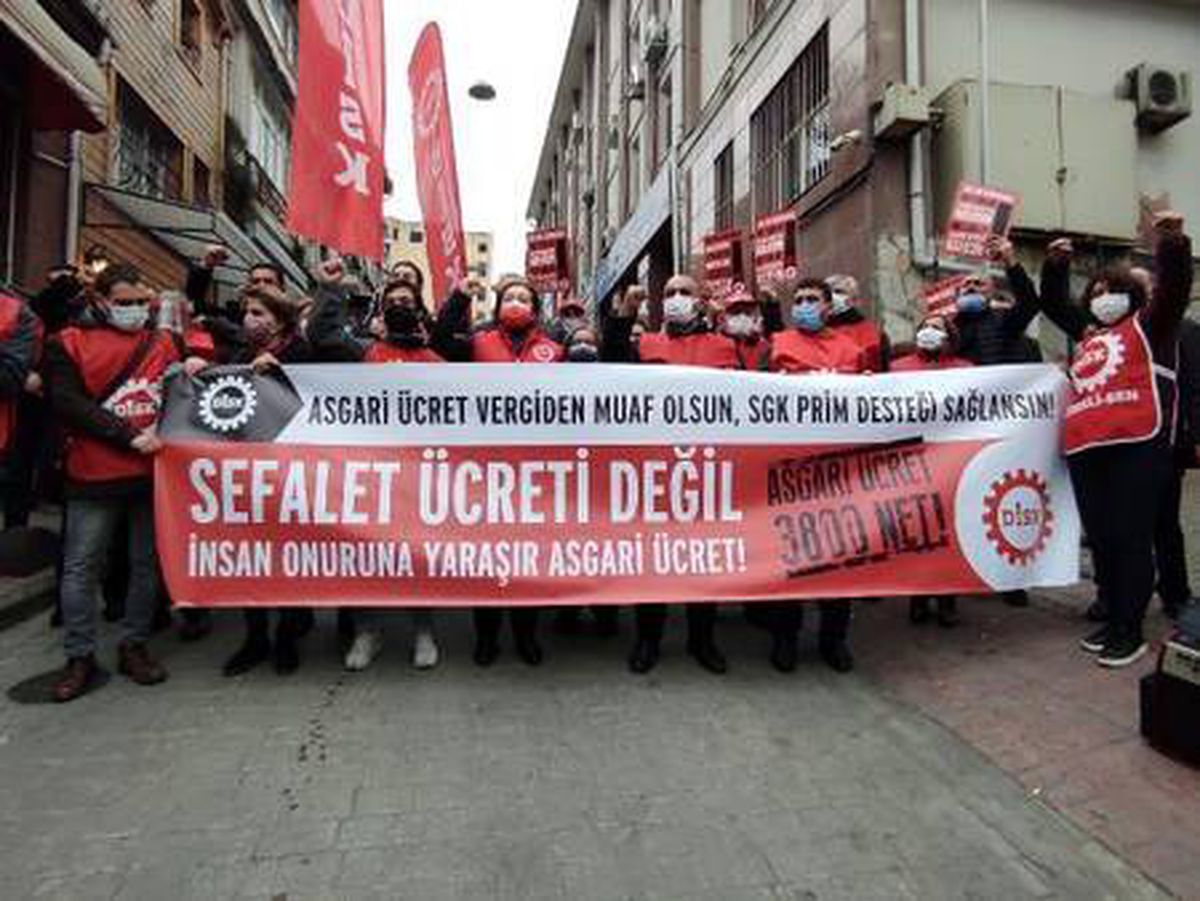 DİSK\'ten "asgari ücret vergi dışı bırakılsın" talebi