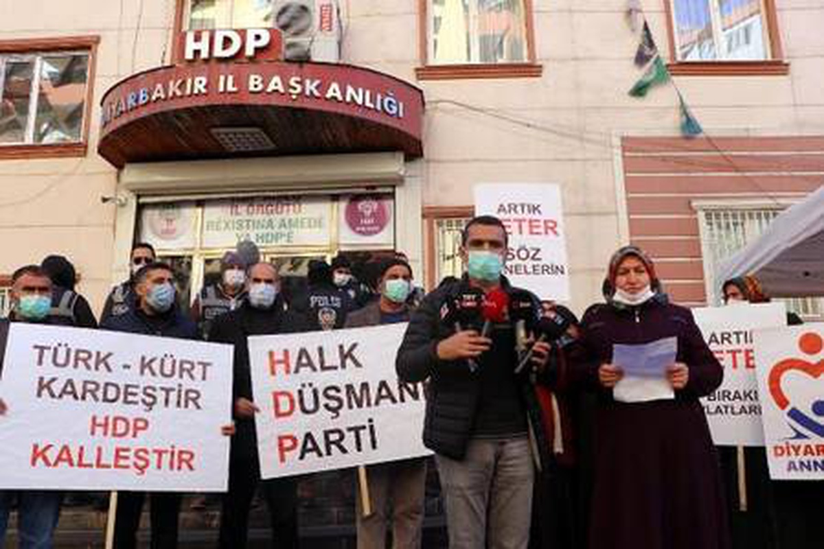 Evlat nöbetindeki anne: \'DNA testi yapılana kadar öldüğüne inanmayacağım\'
