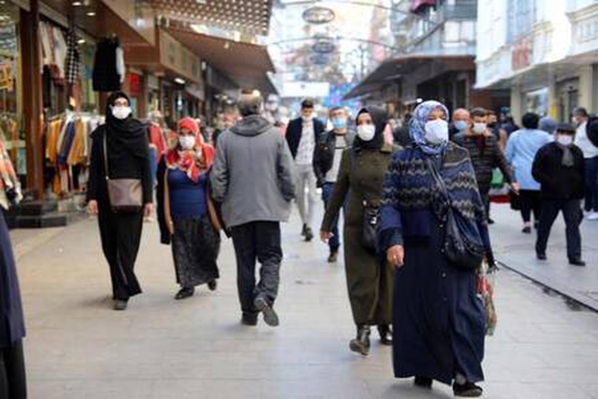Gaziantep\'te çarşılarda yoğunluk sürüyor