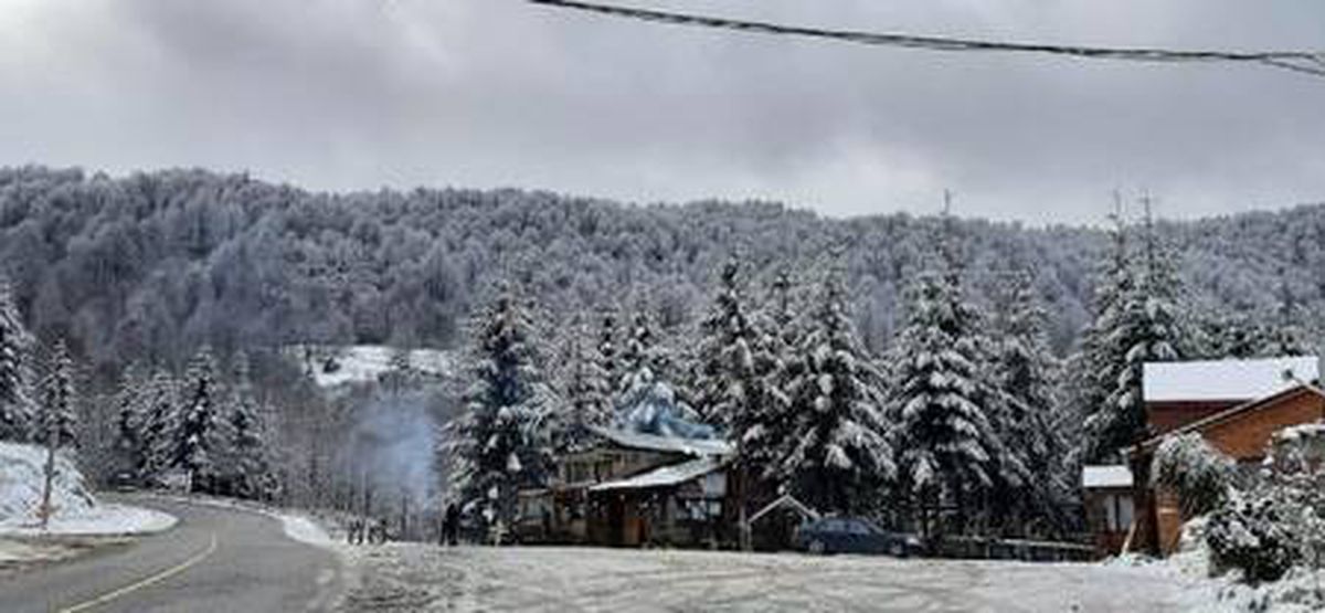 Kartepe\'de kar kalınlığı, 10 santim oldu