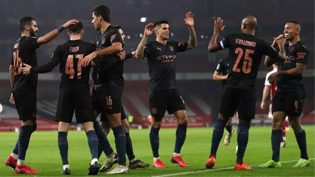 Manchester City, deplasmanda Arsenal\'i 4-1 yenerek turladı