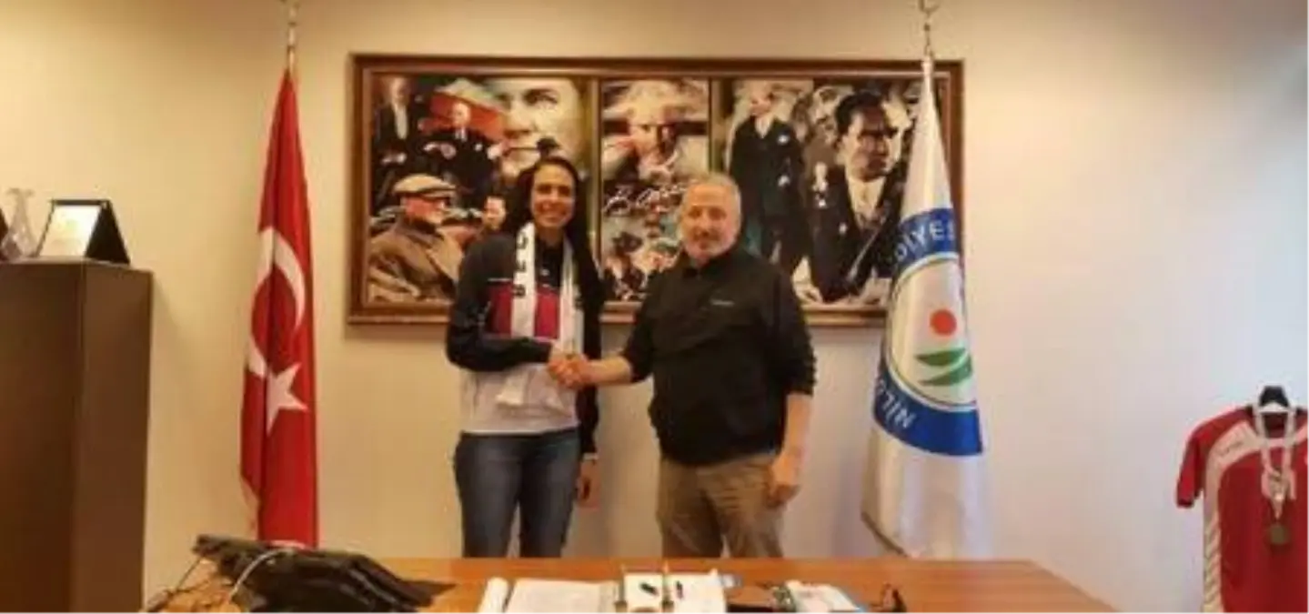 Nilüfer Belediyespor, Ana Paula Borgo\'yu kadrosuna kattı