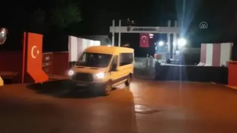 Son dakika haberleri! Siirt merkezli narko kafes operasyonları: 35 tutuklama (2) Son dakika haberleri! Siirt merkezli narko kafes operasyonları: 35 tutuklama (2)