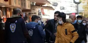 Yüzlerce kişiye 'koronavirüs' cezası kesilen Gaziantep'te çarşılar yine kalabalık