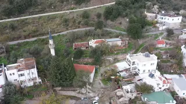 Bodrum'da 80 yıllık cami restore ediliyor
